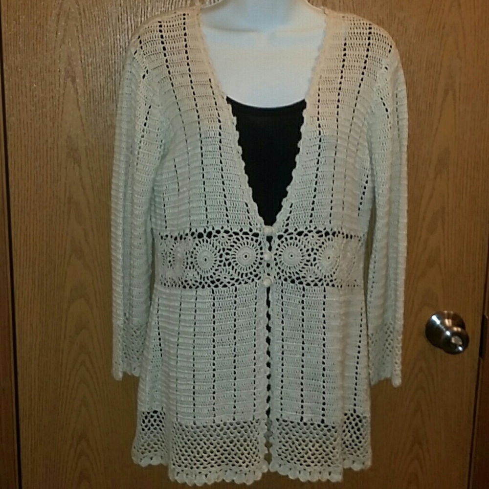 9 West Beige Crocheted Sweater Sz S